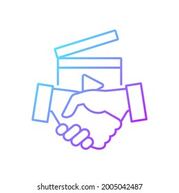 Business to Business-Videos Farbverlauf-Linear-Vektorsymbol. B2B-Service in der Filmbranche. Inhalte anzeigen Dünne Farbsymbole. Modernes Piktogramm. Vektor-einzelne Rahmenzeichnung