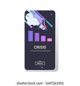 empresario volando sobre el accidente del lanzamiento del cohete proyecta crisis financiera bancarrota negocios cayendo concepto gráfico a la baja pantalla de smartphone aplicación móvil de longitud completa ilustración vectorial