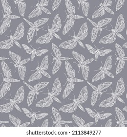 Schmetterlingsnahtloses Muster. Weiße, schwarze Vintage-Illustration.  Retro-Druckzeichnung. Skizze mit Insektensilhouette. Handgezeichnetes fliegendes Schmetterlingsmuster. Grafikdesign