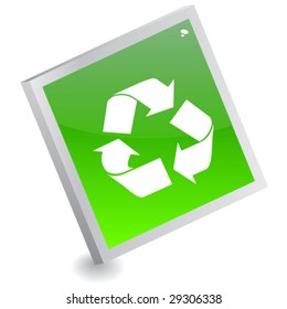 button with recycle symbol