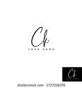 C K CK Letra inicial letra manuscrita y logotipo de la firma.