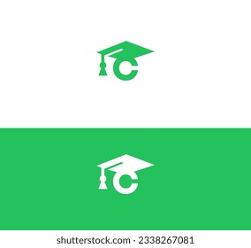 C letra Plantilla de logotipo del vector de educación. Este diseño utiliza el sombrero estudiantil y el símbolo de la gorra. Adecuado para estudiantes y universitarios.