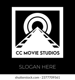 Diseño del logotipo de letra C para estudios de cine, diseño del logotipo mínimo, logotipo del estudio de película vintage, diseño del logotipo de la cámara, vector de carretera y cámara, ilustración del cine