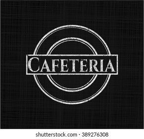 Emblema de tiza de la cafetería escrito en una pizarra