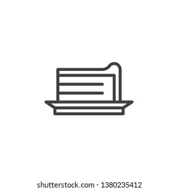 Cake slice on a saucer line icon. linear style sign for mobile concept and web design. Piece of cake outline vector icon. Sweet dessert symbol, logo illustration. Pixel perfect vector graphics