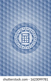 calculator icon inside blue polygonal emblem.