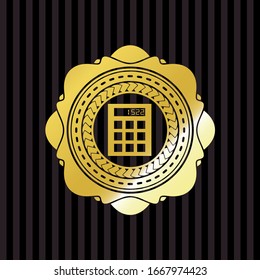 Rechnersymbol in goldenem Emblem oder Abzeichen