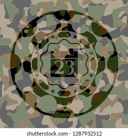 calendar icon inside camouflage emblem