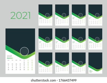 Kalenderplaner-Vorlage für 2021 Jahr. Satz von 12 Monaten. Die Woche beginnt am Montag. Vektorgrafik