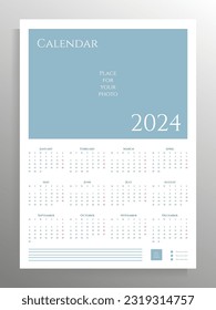 Kalenderposter für 2024. Vertikale Vektorvorlage A4 Format mit Platz für Ihr Bild.