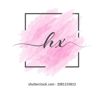 las letras caligráficas minúsculas H y X se escriben en una línea sólida sobre un fondo de color en un marco. Estilo sencillo