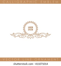 Calligrafische Luxury Linie Logo Vorlage. Erblüht kalligraphisches, elegantes Emblem. Königliches Design. Goldenes Dekor für Menü Einladung Label, Restaurant, Cafe, Hotel. Vintage-Vektorsymbol