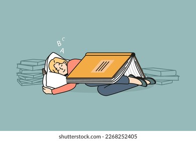 Chica tranquila durmiendo en una almohada con una enorme cubierta de libro. Una mujer relajada descansa en la siesta después de leer ver sueños. Educación, ratón de biblioteca. Ilustración vectorial. 