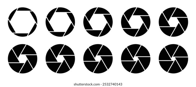 Símbolo de ícone de abertura de câmera definido em cores pretas. Silhueta câmera lente ícone diafragma conjunto isolado. Ícone de lente de abertura da câmera do obturador definido na cor preta. Os ícones de abertura definem um estilo diferente.