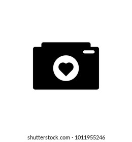 camera with heart icon. Element of love for mobile concept and web apps. Thin line  icon for website design and development, app development. Premium icon on white background