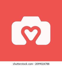 Camera with Heart Symbol Inside for Wedding Photography