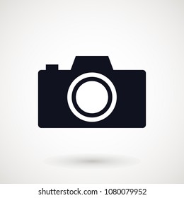 Camera icon, flat photo camera vector isolated. Modern simple snapshot photography sign. Instant Photo internet concept. Trendy symbol for website design, web button, mobile app. Logo illustration.