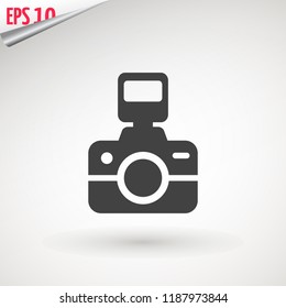 Camera icon, flat photo camera vector isolated. Modern simple snapshot photography sign. Instant Photo internet concept. Trendy symbol for website design, web button, mobile app. Logo illustration