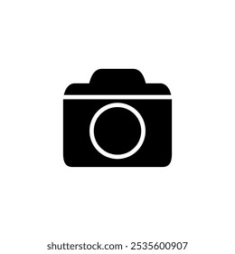 Camera icon logo design. photo camera sign and symbol. photography icon.