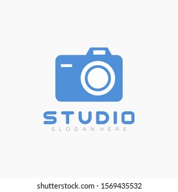camera icon on white background