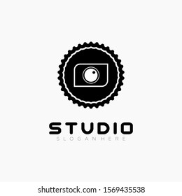 camera icon on white background