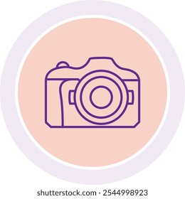 Icono de cámara que representa la Fotografía, captura de momentos y narración visual, perfecto para resaltar los medios, los viajes y las artes creativas con un diseño limpio y clásico.