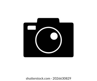 Icono de cámara de estilo plano moderno aislado en fondo blanco. Símbolo de cámara para el diseño de su sitio web, logotipo, aplicación, interfaz de usuario. Ilustración del vector, EPS 10.