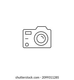 Icono de cámara en estilo plano de moda aislado en fondo gris. Símbolo de cámara para el diseño de tu sitio web, logotipo, aplicación, interfaz de usuario. Ilustración del vector, EPS10.