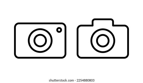 Camera icon vector illustration. photo camera sign and symbol. photography icon.