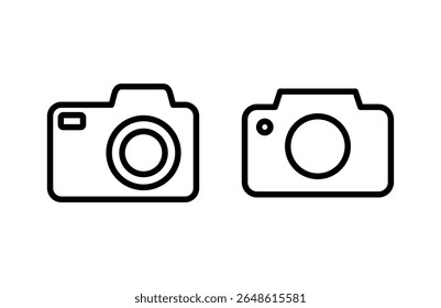 Camera icon vector illustration. photo camera sign and symbol. photography icon.