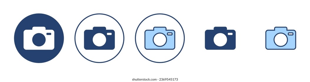 Camera icon vector. photo camera sign and symbol. photography icon.