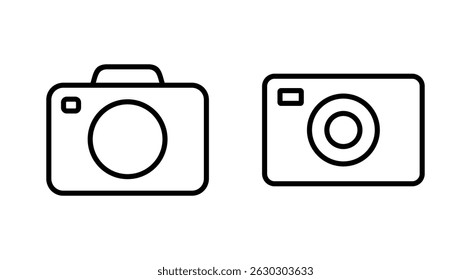 Camera icon vector. photo camera sign and symbol. photography icon.