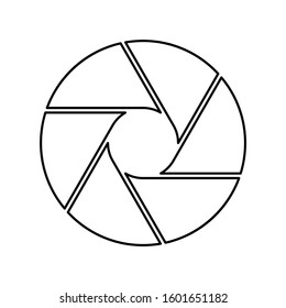 Camera lens design. Focus lens camera icon in trendy outline style design. Vector illustration.

