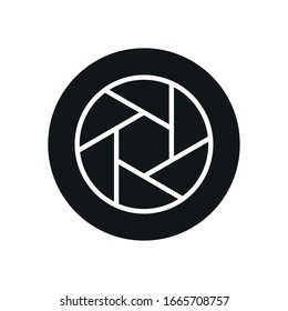 diseño de iconos de estilo de línea de lente de cámara, equipo de tecnología fotográfica, enfoque fotográfico digital y tema electrónico Ilustración vectorial