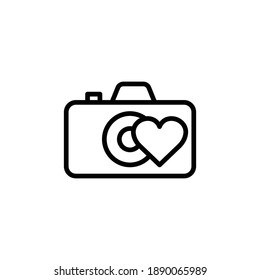 Camera line icon with heart. simple design editable. Design template vector