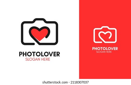 Logo de la cámara con icono cardíaco. Para fotógrafo de bodas o estudio de fotos