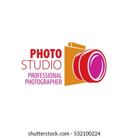 camera logo, a photographer