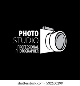 camera logo, a photographer