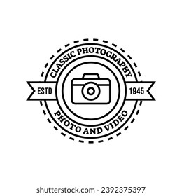 Camera logo vector icon illustration hipster vintage retro isolated on white background