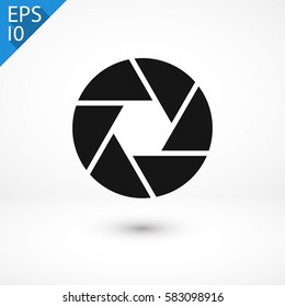 Camera objective  icon. One of set web icons