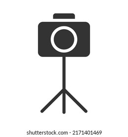 camera on tripod vector icon isolated on white background. camera on tripod stock vector illustration for web, mobile app and ui design