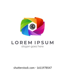 Camera photo lens vector logo design, colorful photography logo template, 3d gradient photographer studio logo style