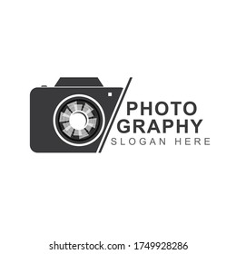 Plantilla de diseño de icono del logotipo fotográfico con obturador y elemento de forma de lente. Símbolo del concepto de fotógrafo profesional del equipo. Ilustración gráfica vectorial para estudio de identidad y fotografía de marca