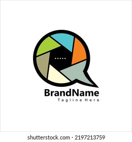 Camera Shutter Bubble Chat Vector Illustration