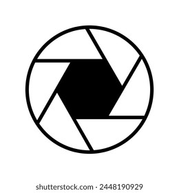 Camera Shutter icon vector. Camera lens illustration sign. diaphragm petals symbol or logo.