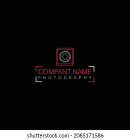 Icono del logotipo del obturador de cámara. Plantilla del logotipo de la fotografía. Diseño moderno sobre fondo negro.
