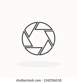 Camera Shutter. Photography logo, zoom camera icon vector