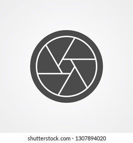 Camera shutter vector icon sign symbol
