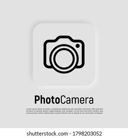 Camera thin line icon. Sign of photo. Modern vector illustration for photographer logo, mobile app, electronics shop.