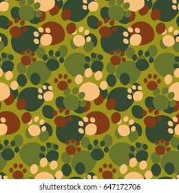 Camouflage seamless pattern. Cute animal paw pattern in khaki colors.